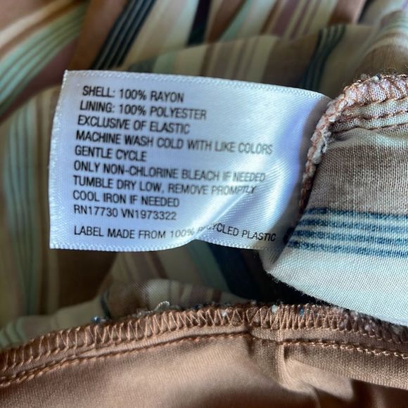 Striped jumpsuit size M - Picture 8 of 9